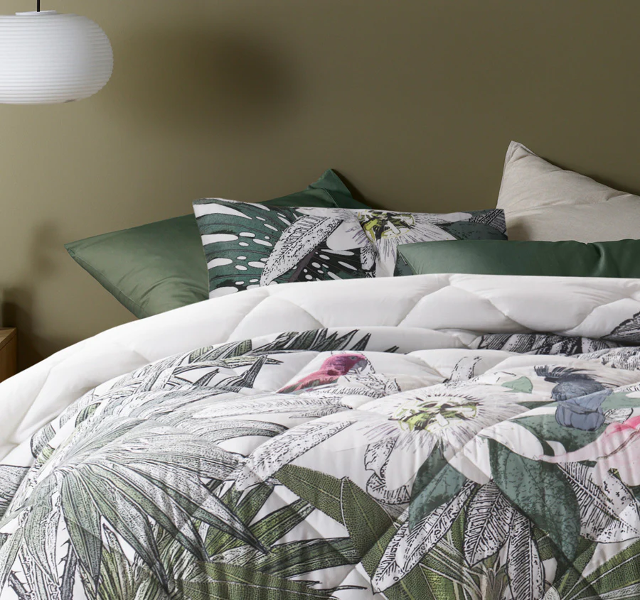 Curiosity Comforter Set Range Multi - Image 4