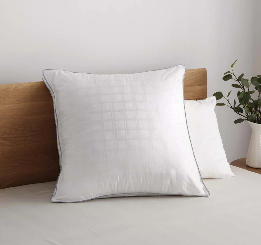 Deluxe Hotel 2 Pack 800g European Pillow - Image 2