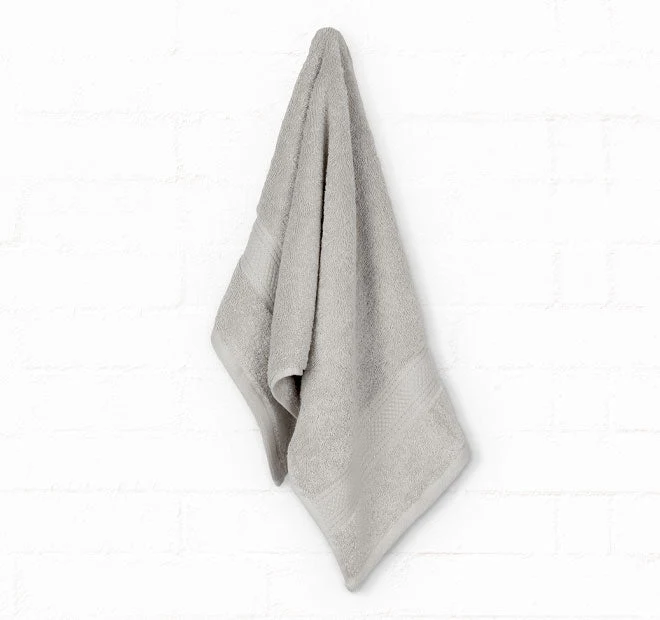 St Regis 600GSM Bath Towel Range Silver - Image 5