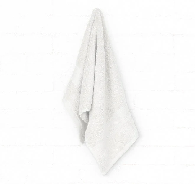 St Regis 600GSM Bath Towel Range White - Image 5