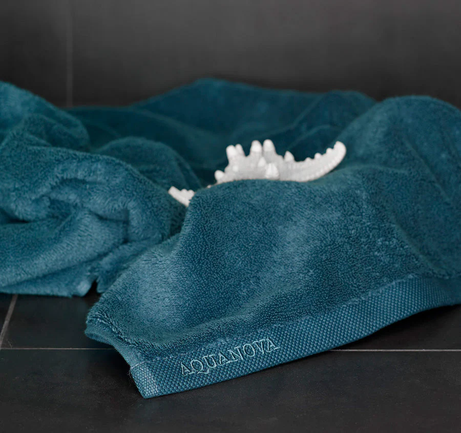 London 600GSM Egyptian Combed Cotton Bath Towel Range Ocean - Image 4