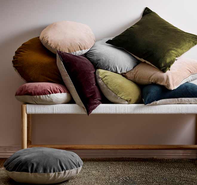 Luxury Velvet 55cm Round Filled Cushion Rosewater - Image 3