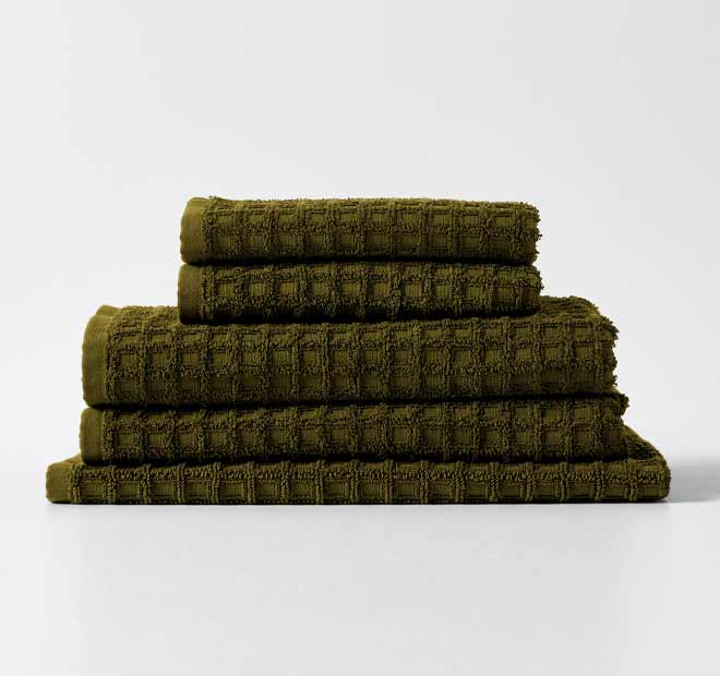 Waffle 580GSM Cotton Bath Towel Range Khaki - Image 4