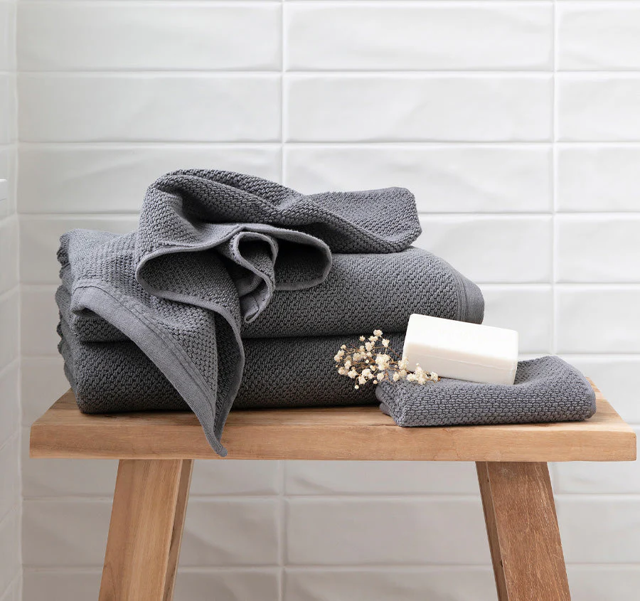 Angove 2 Piece 600GSM Cotton Bath Sheet Set Charcoal - Image 3