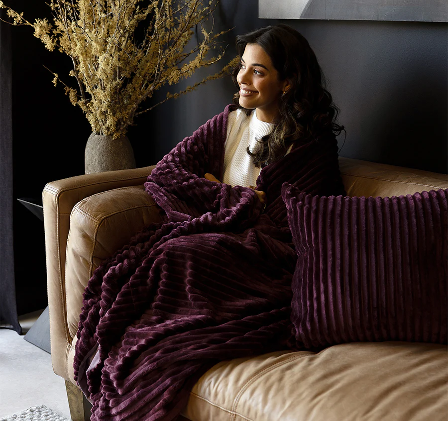 Channel 150x200cm Throw Rug Plum - Image 3