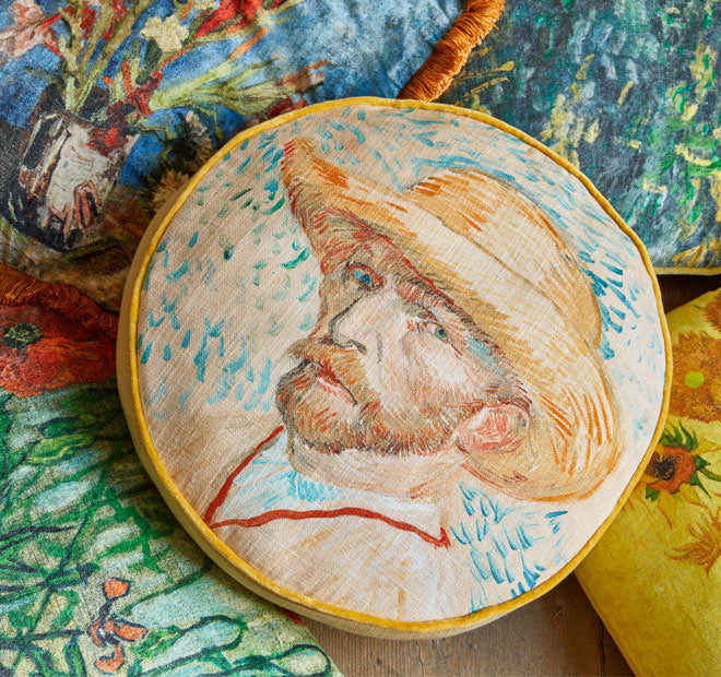 Self Portrait 40cm Round Filled Cushion - Image 4