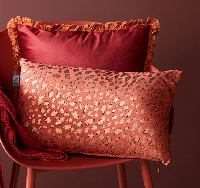 Felidea 30x50cm Filled Cushion Terra - Image 4