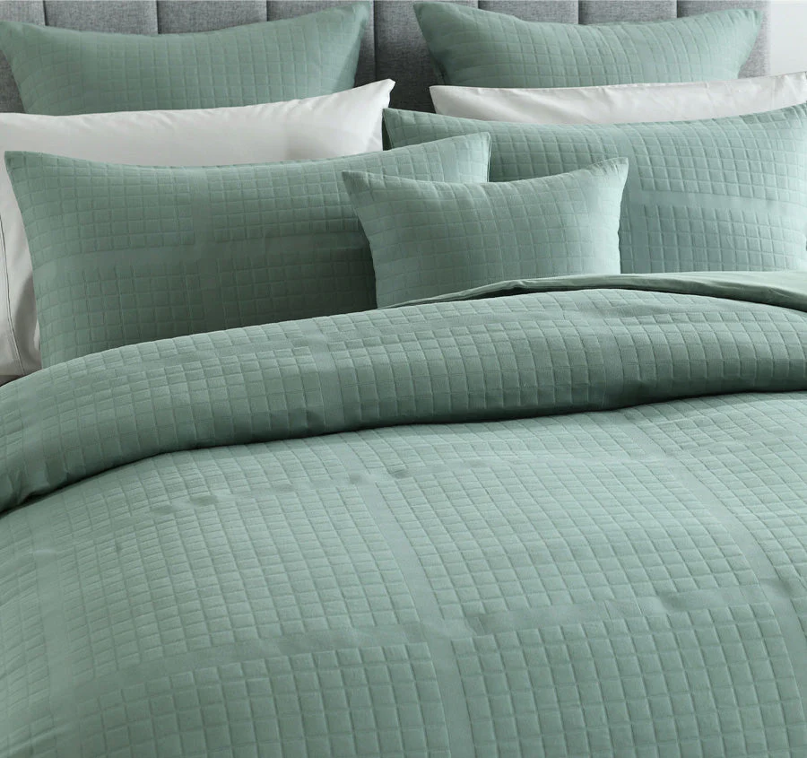 Jasper 43x43cm Filled Cushion Green - Image 3