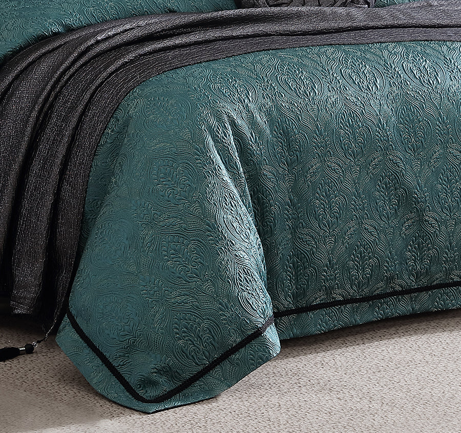 Valencia Quilt Cover Set Range Emerald - Image 3