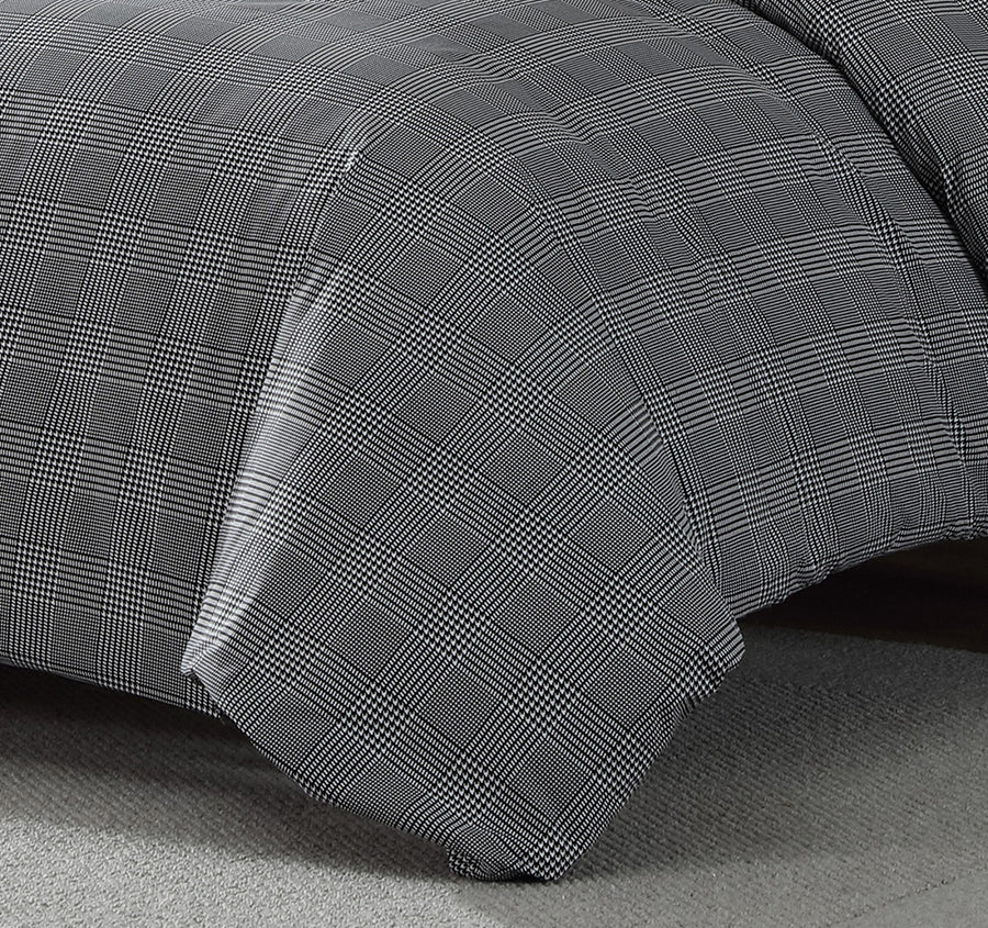 Houndstooth Quilt Cover Set Range Black and White - Image 3