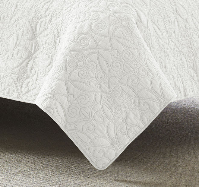 Felicity Coverlet Set White - Image 3