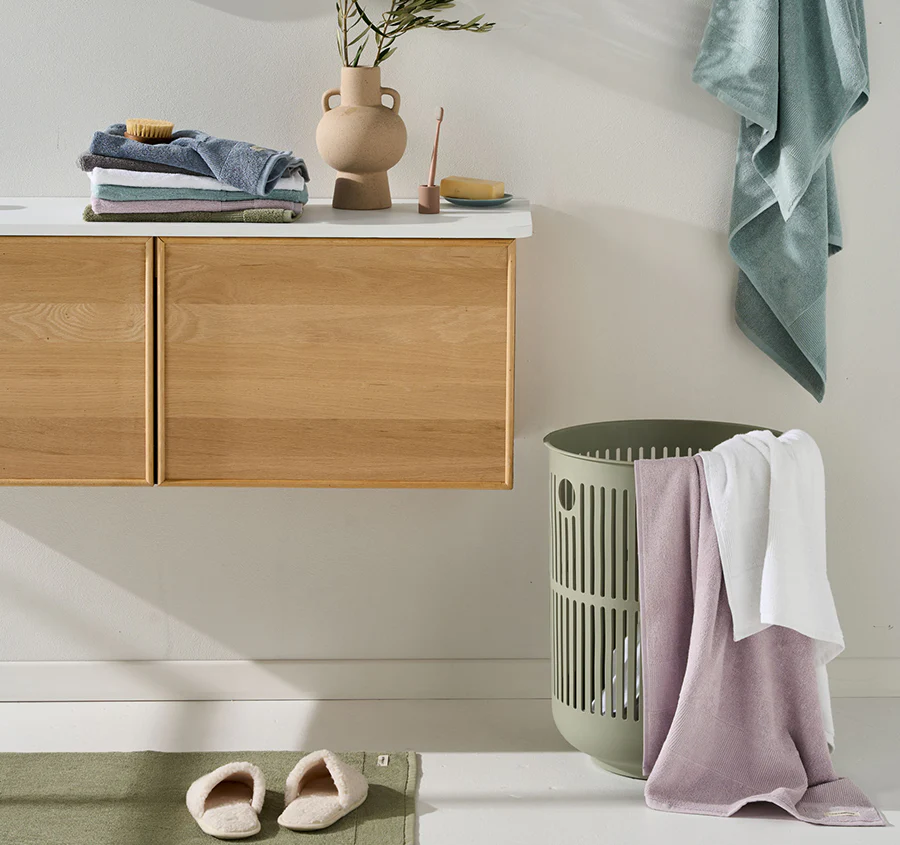 Verana 550GSM Cotton Bath Towel Range Light Olive - Image 3