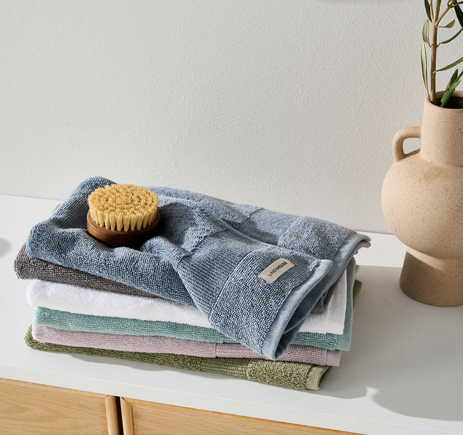 Verana 550GSM Cotton Bath Towel Range Light Olive - Image 4