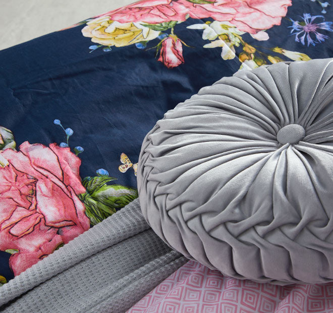 Bouquet Quilt Cover Set Range Navy - Image 4