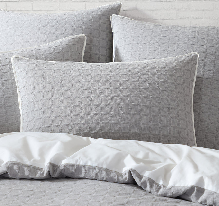 Flo Quilt Cover Set Range Fog - Image 4