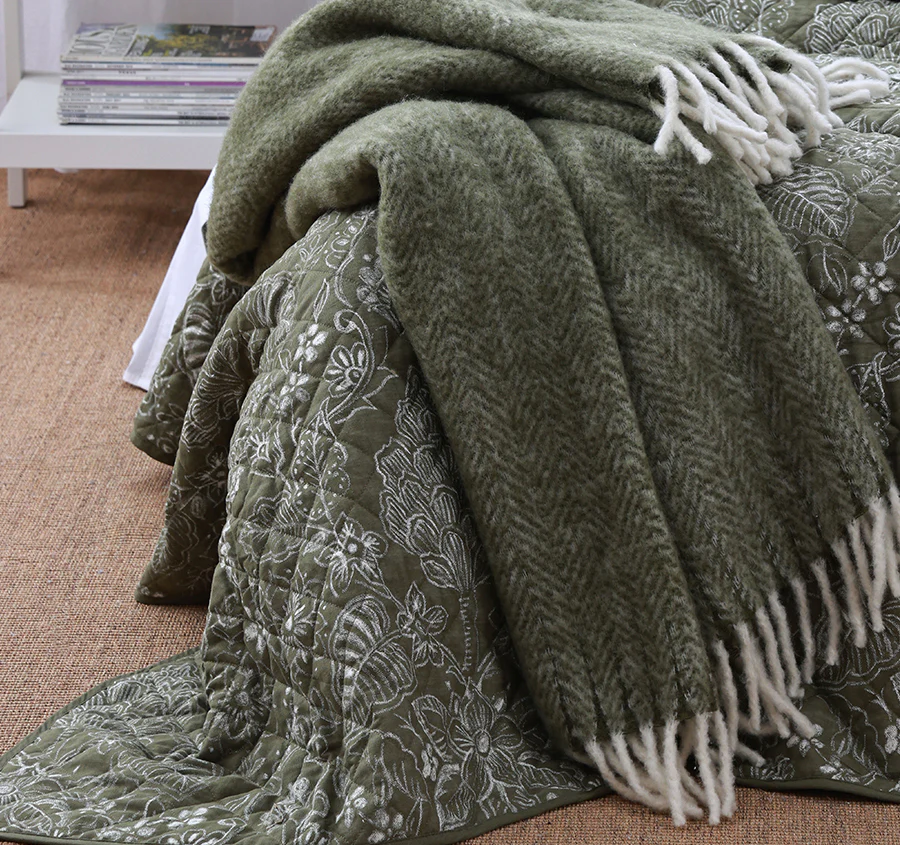 Botanica Bedspread Set Range Poplar - Image 3