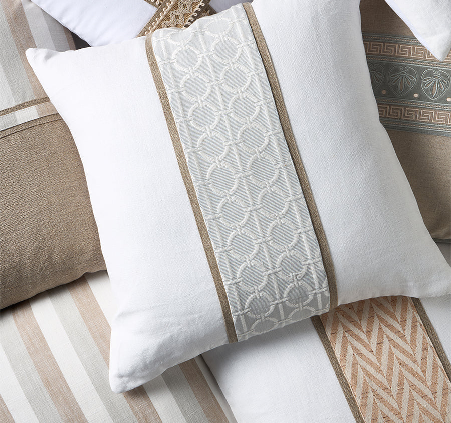 Allesia Linen Stripe 50x50cm Filled Cushion - Image 3