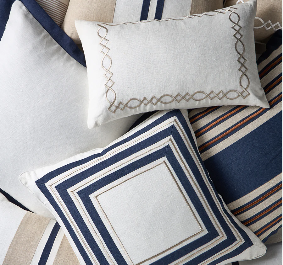 Linen Marseille 50x50cm Filled Cushion Navy - Image 3