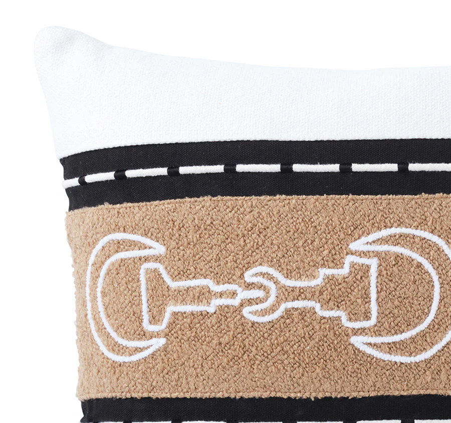 Maison Equine 30x50cm Filled Cushion - Image 2