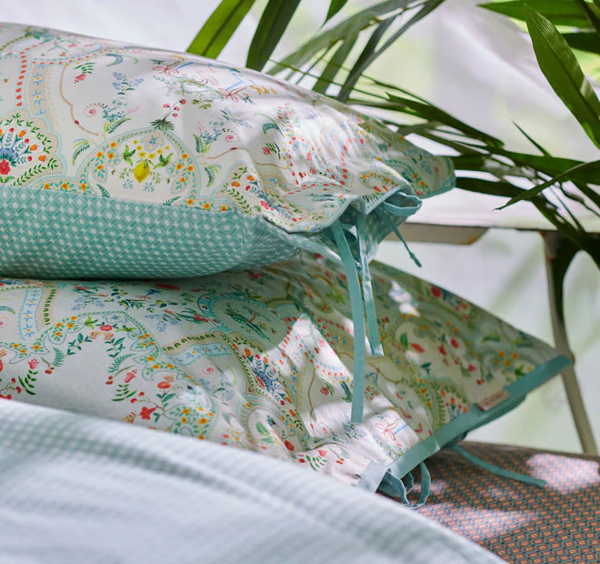 Curious Animals Quilt Cover Set Range White - Image 4