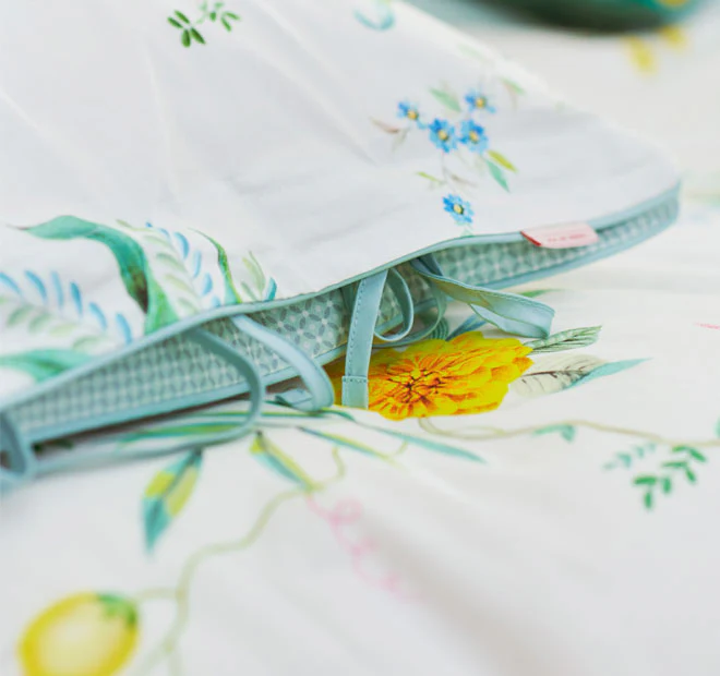 Fleur Grandeur Quilt Cover Set Range White - Image 4
