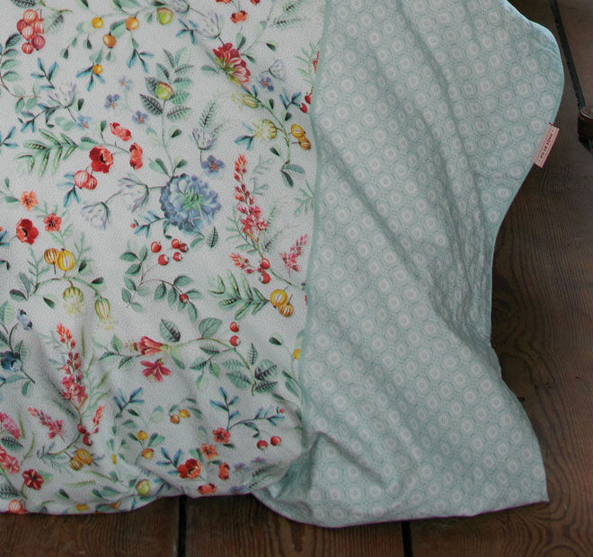 Midnight Garden Quilt Cover Set Range White - Image 3