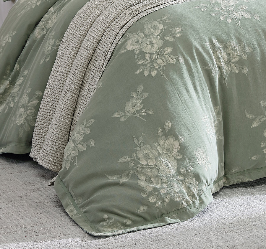 Maisey Quilt Cover Set Range Moss - Image 3