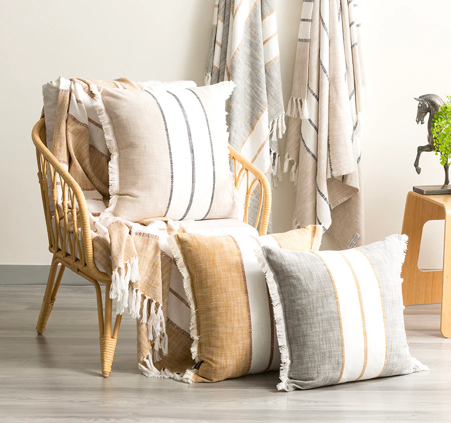 Darcy 50x50cm Filled Cushion Midnight - Image 4