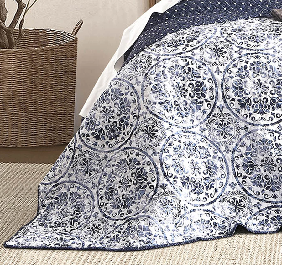 Delos Coverlet Set Range - Image 3