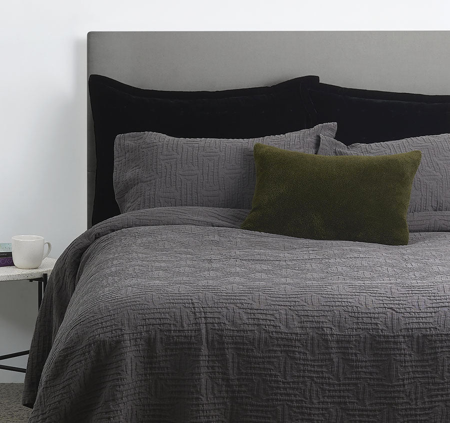 Capsule Coverlet Set Charcoal - Image 4