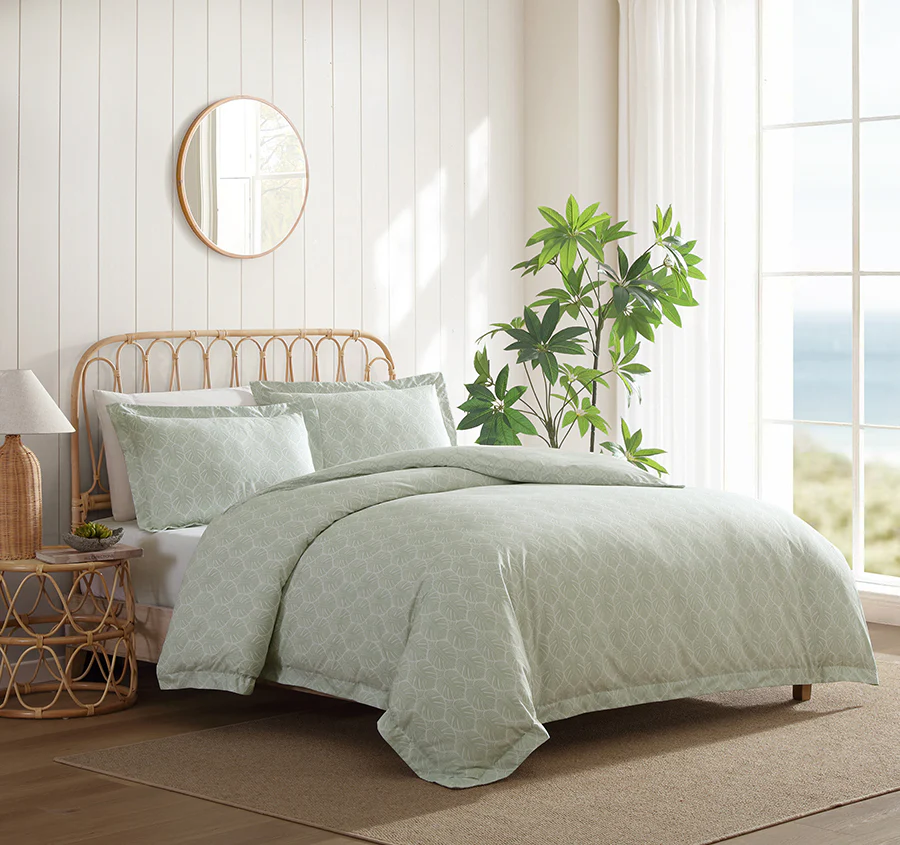 Line Palms Quilt Cover Set Range Green