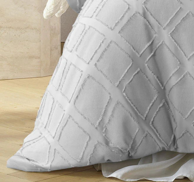 August Quilt Cover Set Range Dove Grey - Image 3